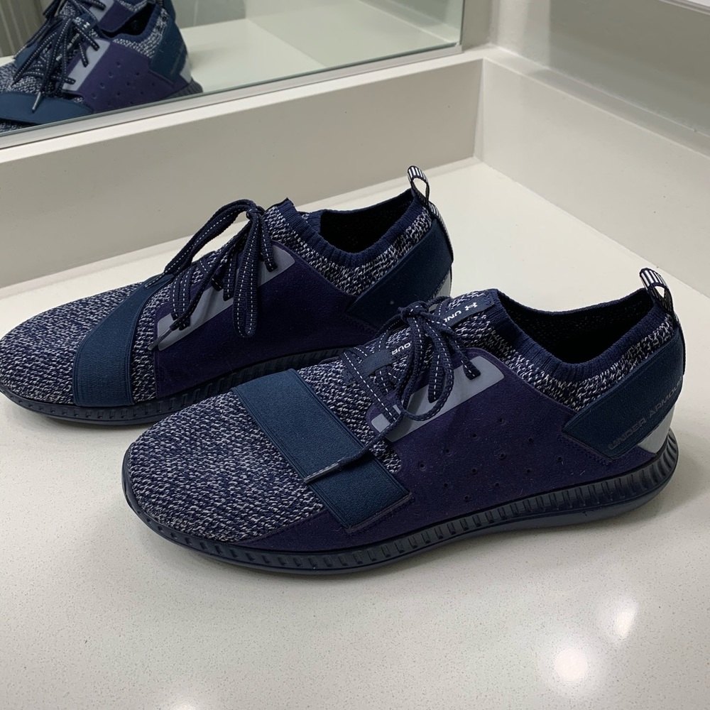 Under Armour - Picture 3 of 6
